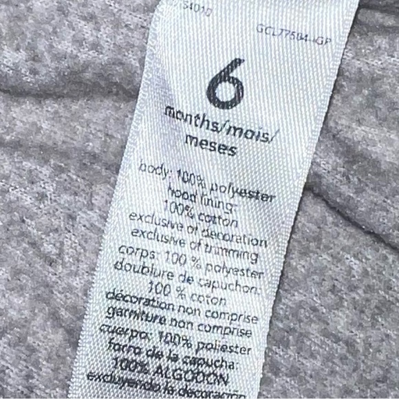 ADORABLE infant zip hooded sweatshirt featuring a red plaid heart ❤️ like new! - Picture 5 of 5